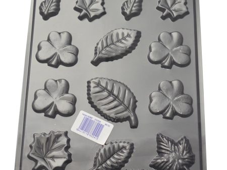 Assorted Leaves Chocolate Mould #131 For Sale